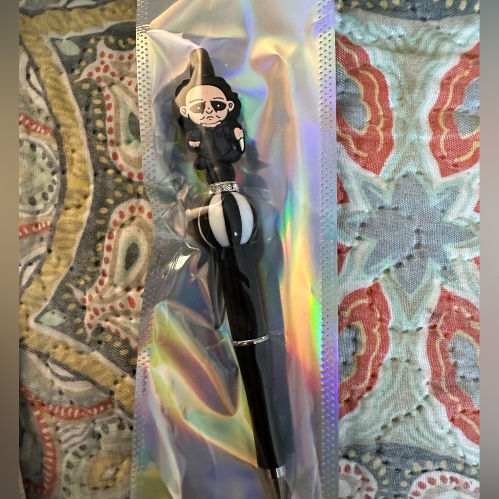 Customize pen done by my 13 year old for her school field trip this year to Wash